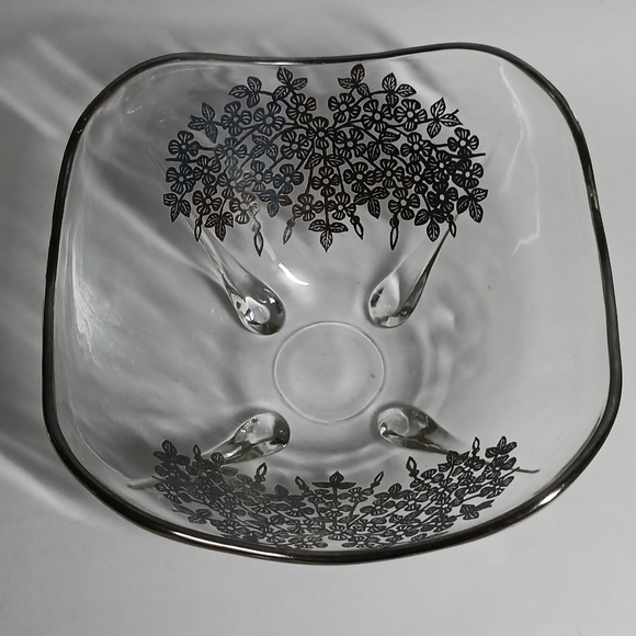 Viking Glass Silver Overlay Bowl Flowers 6.5" Vintage Art Deco USA Made - Picture 2 of 4